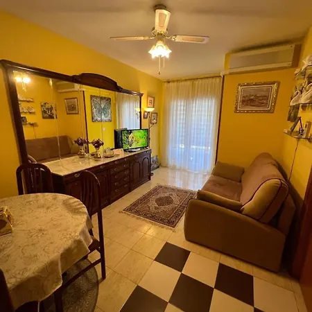 Montana Apartment *